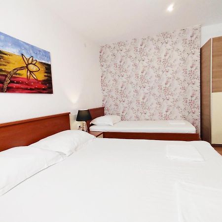 Apartmani Buljubasic Baška Voda Esterno foto