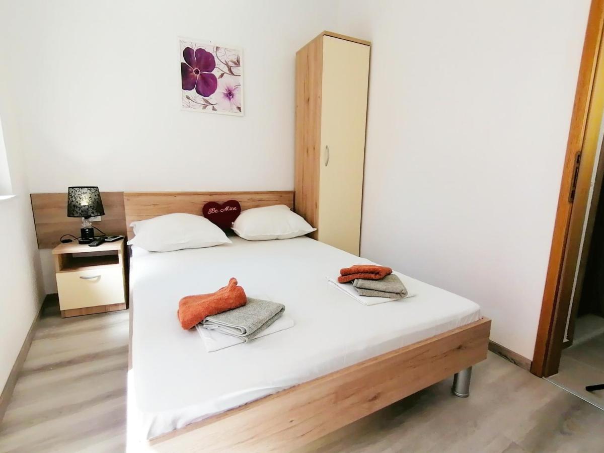 Apartmani Buljubasic Baška Voda Esterno foto