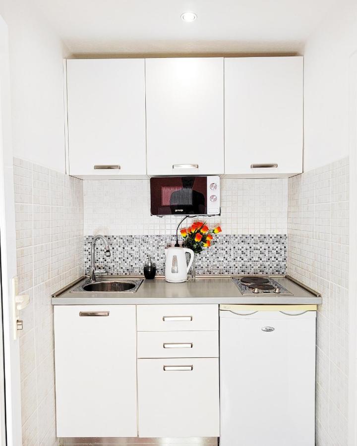 Apartmani Buljubasic Baška Voda Esterno foto